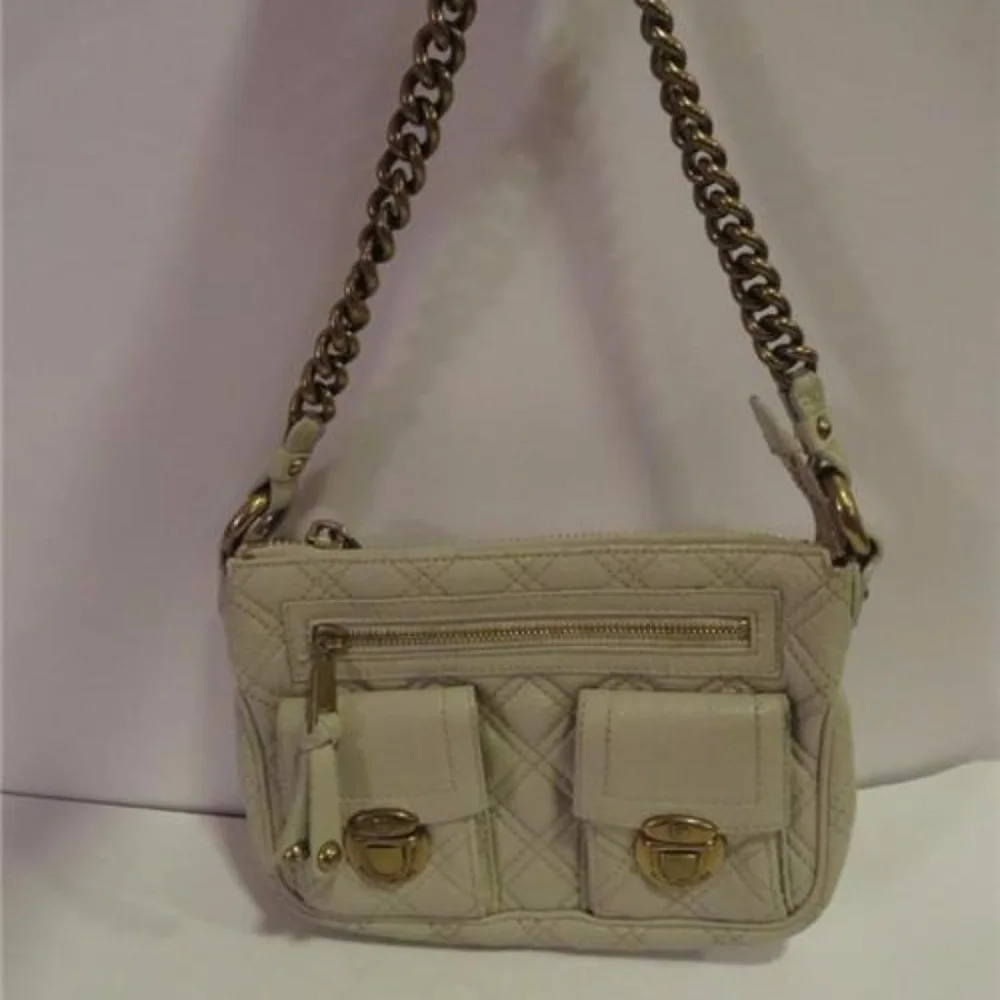 Marc Jacobs Quilted Cream Shoulder Bag with Gold Accents - Picture 1 of 8